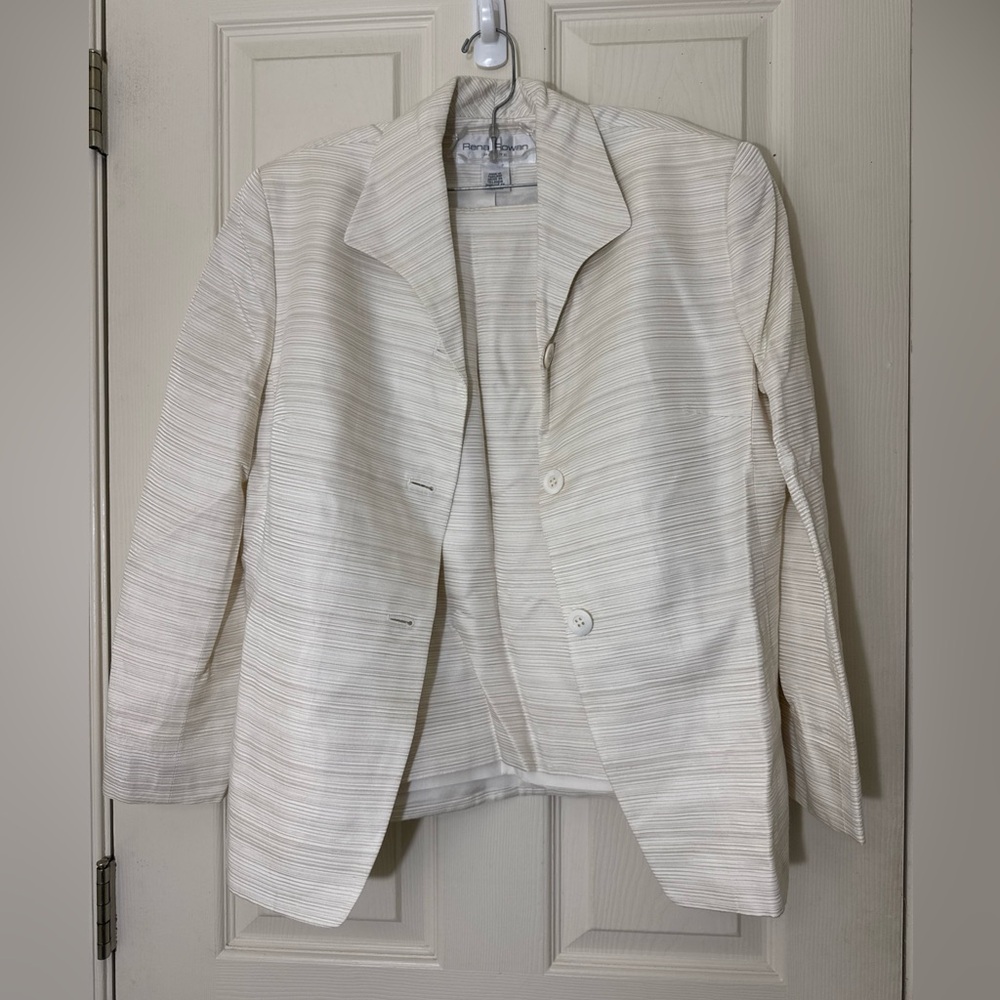 Women’s Off-White Suit Skirt Set Size 14 Petite